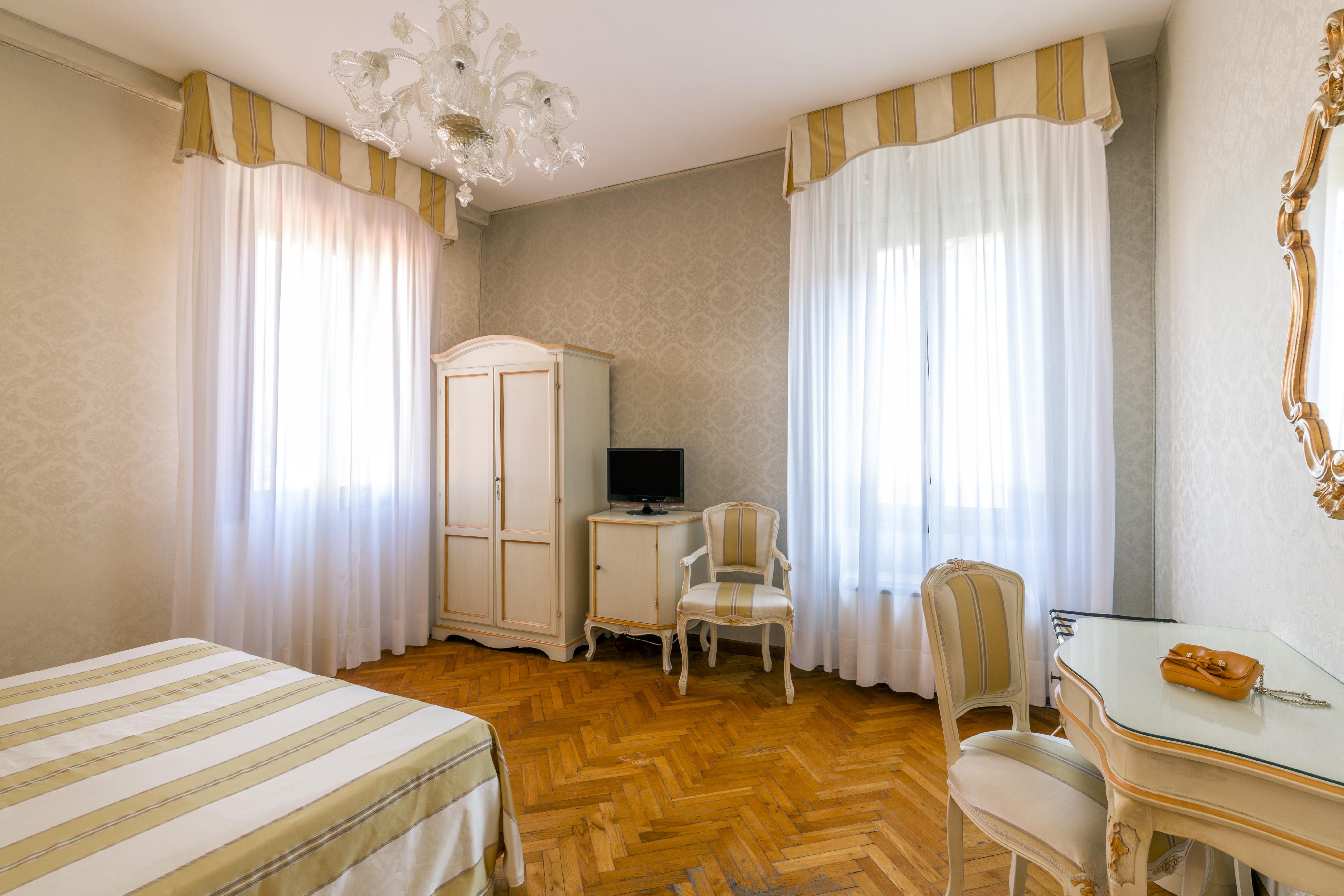 Gasthof Palazzo Guardi 3*