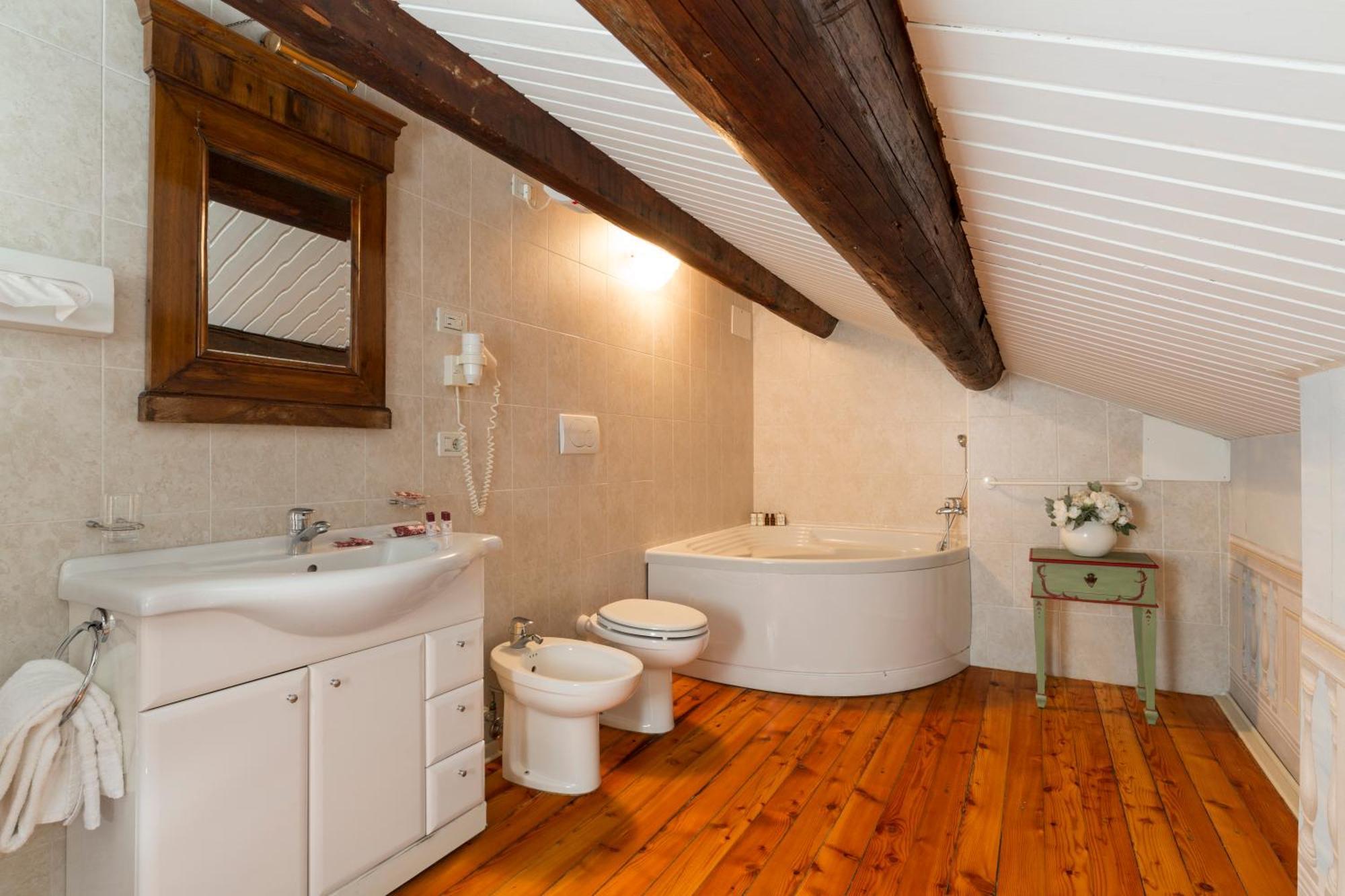 Palazzo Guardi Gasthuis 3*